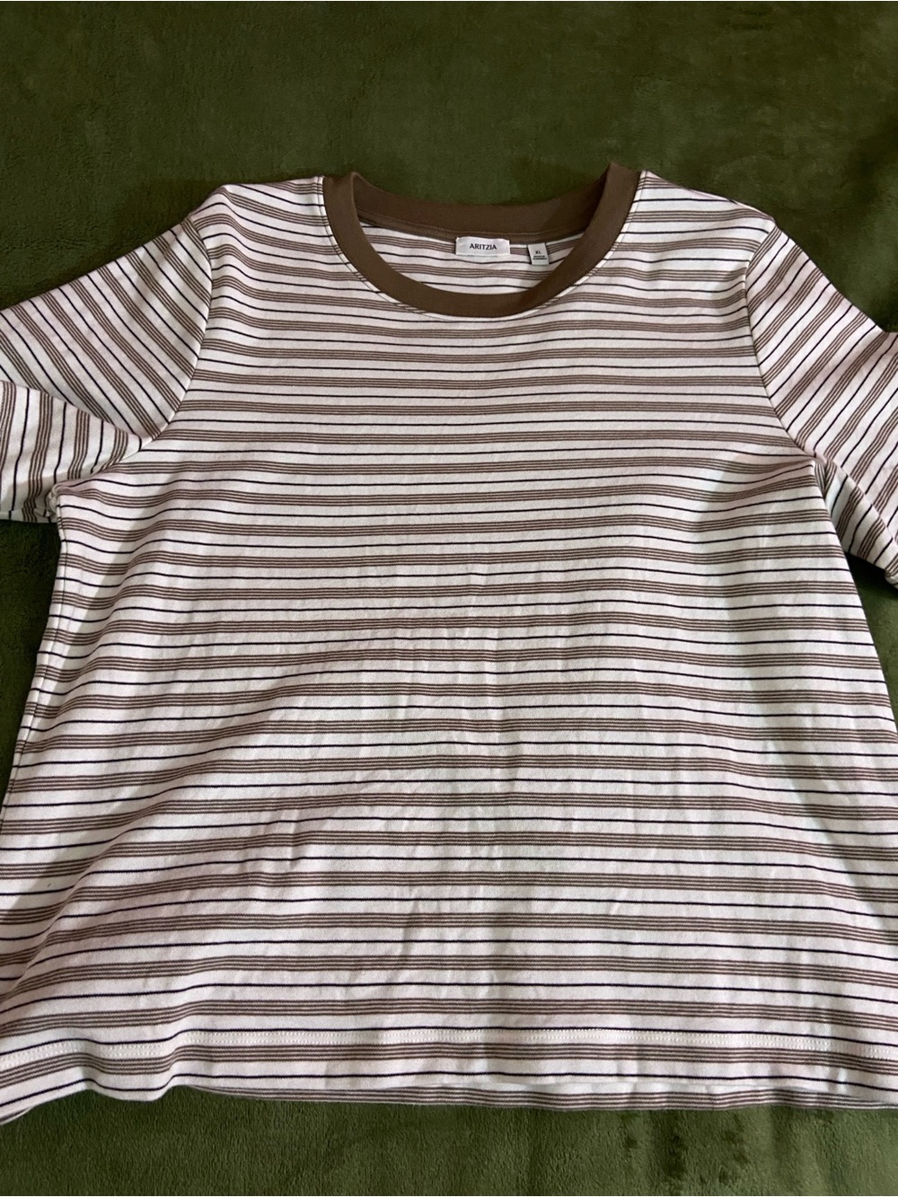 Aritzia interlock function tee - Picture 2 of 5